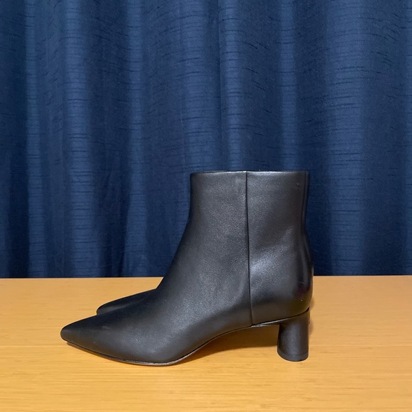 Vince Hilda Leather Ankle Boot - Picture 3 of 8